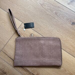 Joy Susan Wristlet Clutch